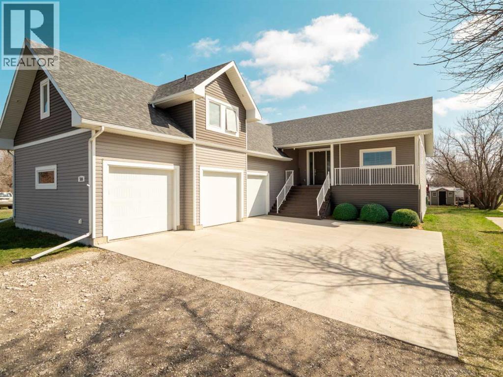 510 4 Street, Stirling, Alberta  T0K 2E0 - Photo 1 - A2301812