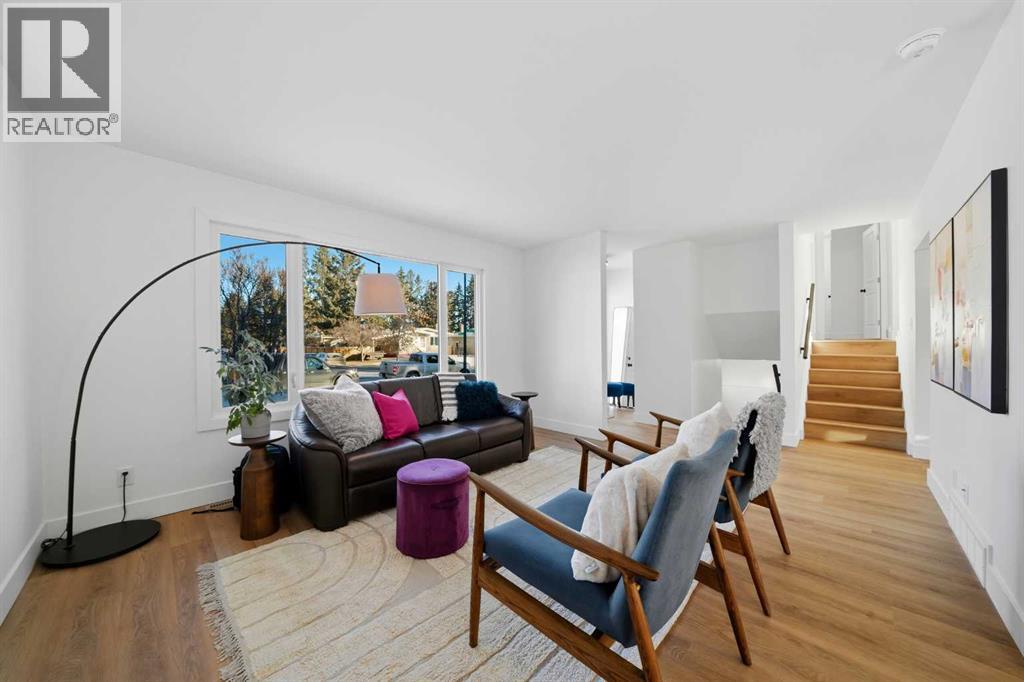 4225 33 Street, Red Deer, Alberta  T4N 0N1 - Photo 2 - A2301975