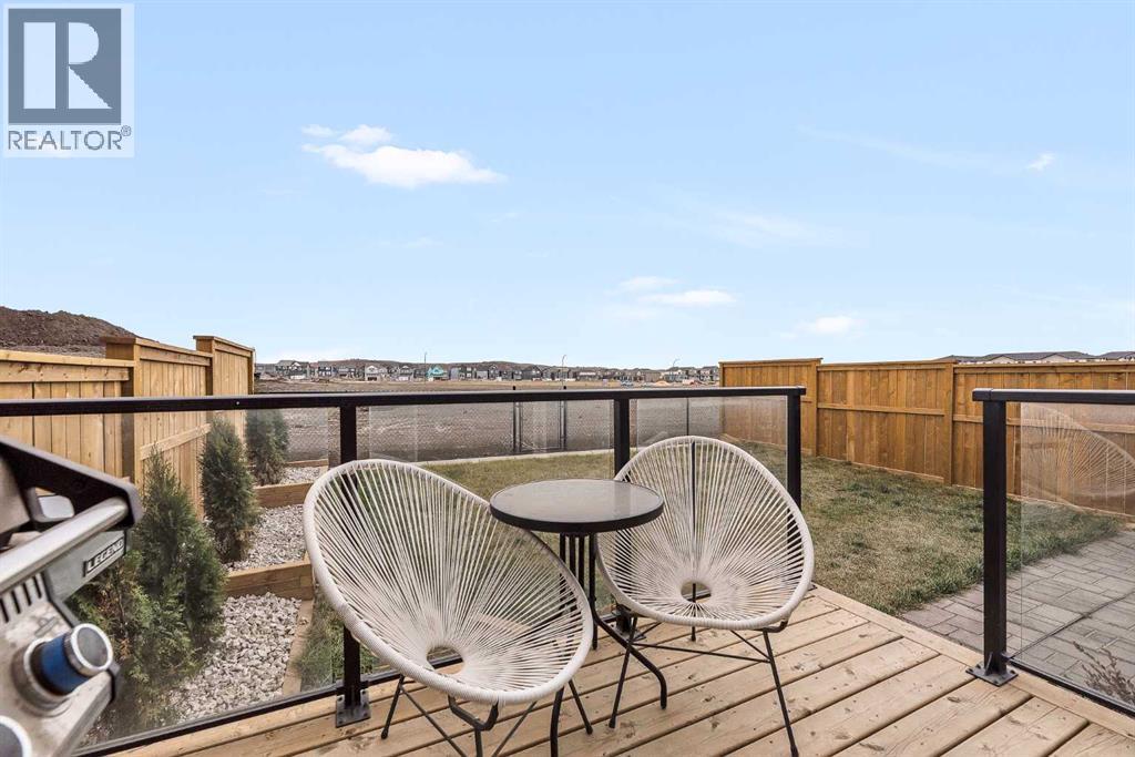 127 Creekstone Park Sw, Calgary, Alberta  T2X 5E9 - Photo 38 - A2293569