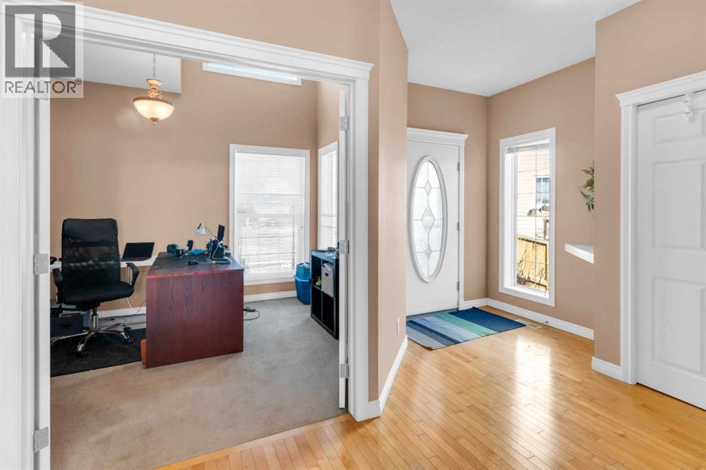 135 Citadel Estates Place Nw, Calgary, Alberta  T3G 5E5 - Photo 2 - A2299372