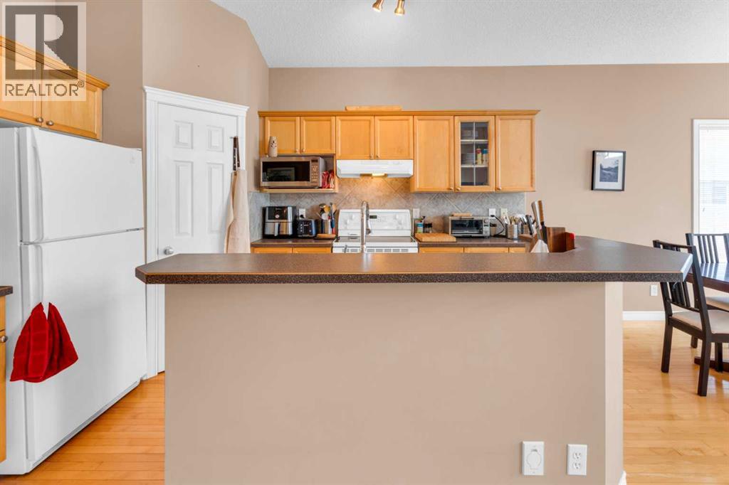 135 Citadel Estates Place Nw, Calgary, Alberta  T3G 5E5 - Photo 4 - A2299372