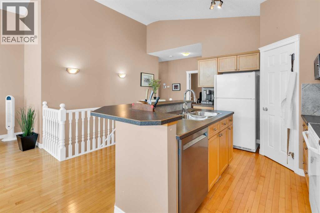 135 Citadel Estates Place Nw, Calgary, Alberta  T3G 5E5 - Photo 6 - A2299372