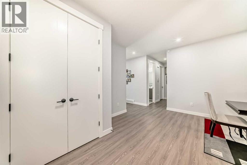 82 Waterford Crescent, Chestermere, Alberta  T1X 2V1 - Photo 4 - A2302004