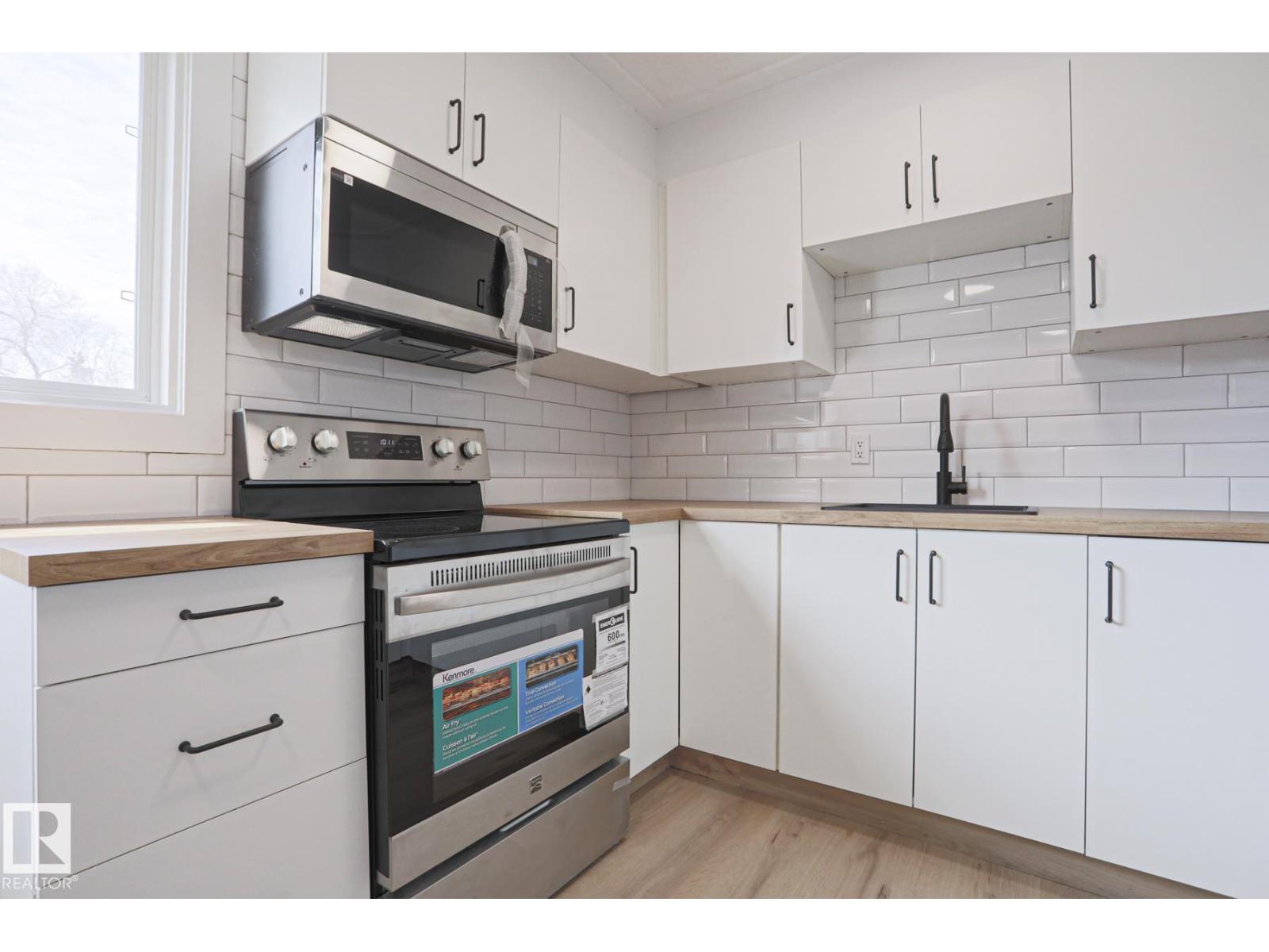 32 Habitat Cr Nw, Edmonton, Alberta  T5A 2X7 - Photo 6 - E4482576