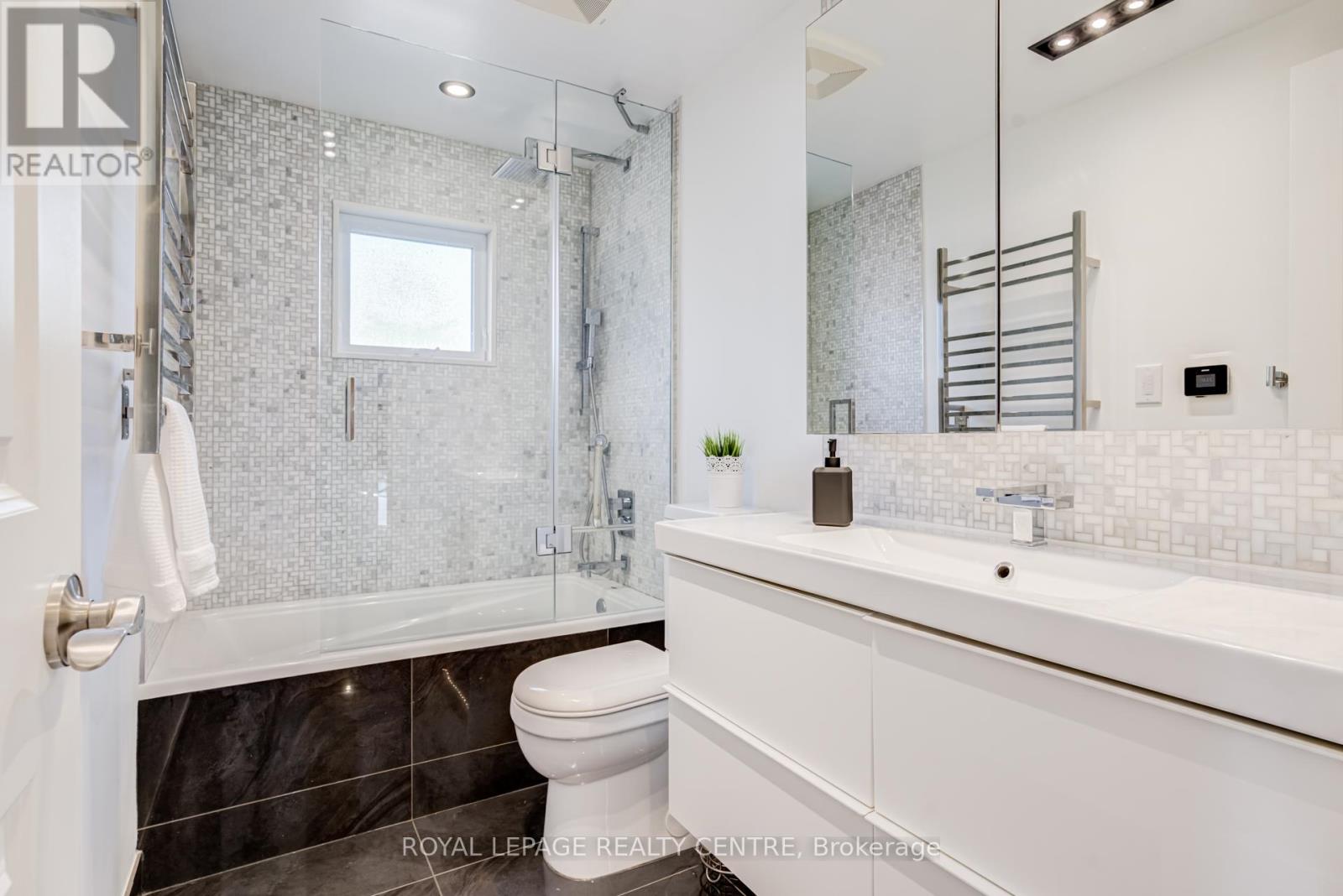 2590 Bromsgrove Road, Mississauga, Ontario  L5J 1M2 - Photo 28 - W13006748