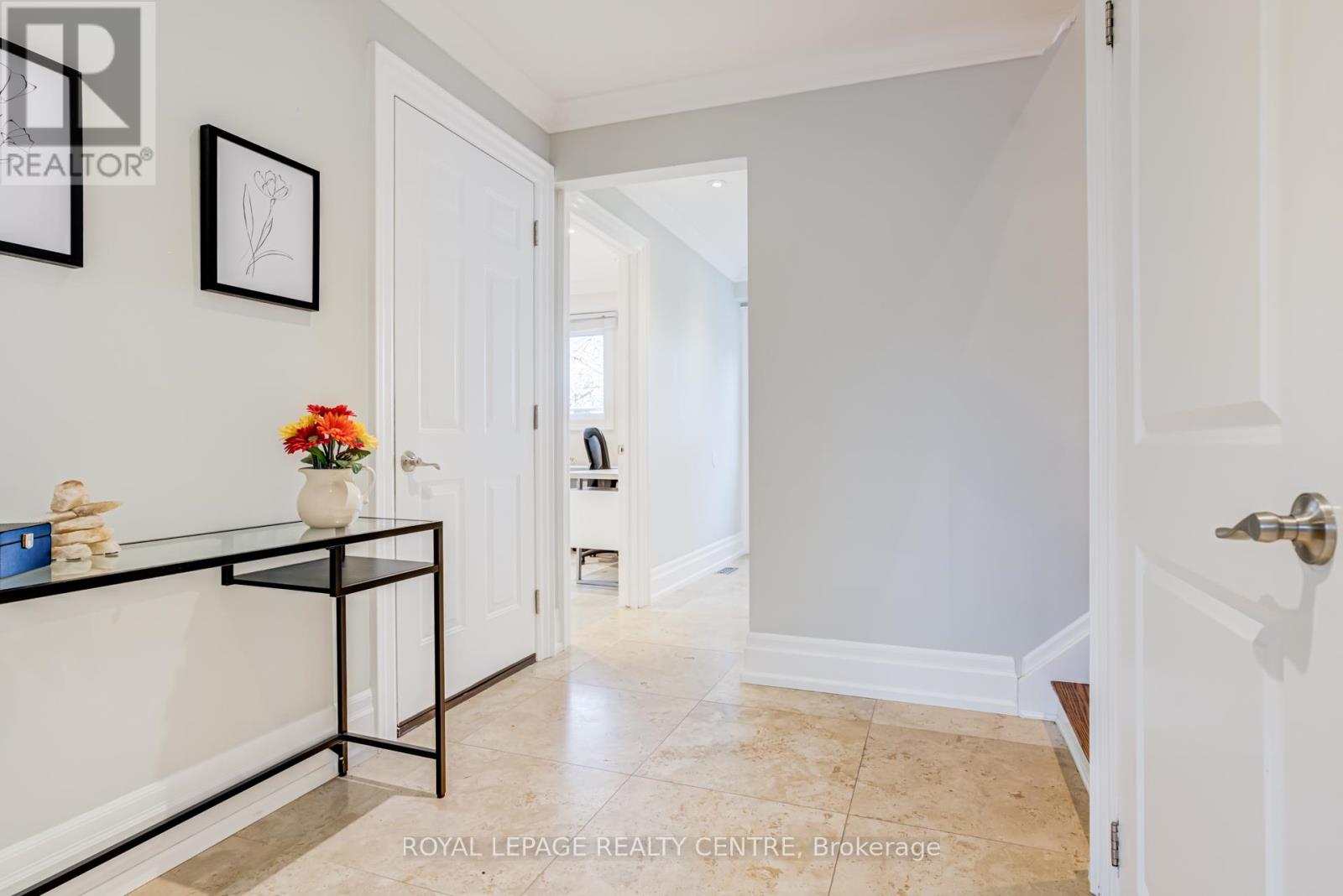 2590 Bromsgrove Road, Mississauga, Ontario  L5J 1M2 - Photo 5 - W13006748