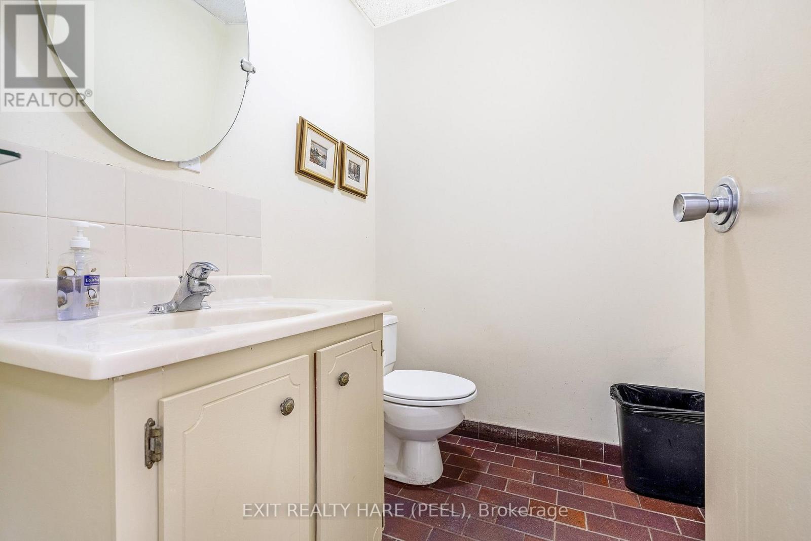 134 Queen Street E, Brampton, Ontario  L6V 1B2 - Photo 26 - W13006760