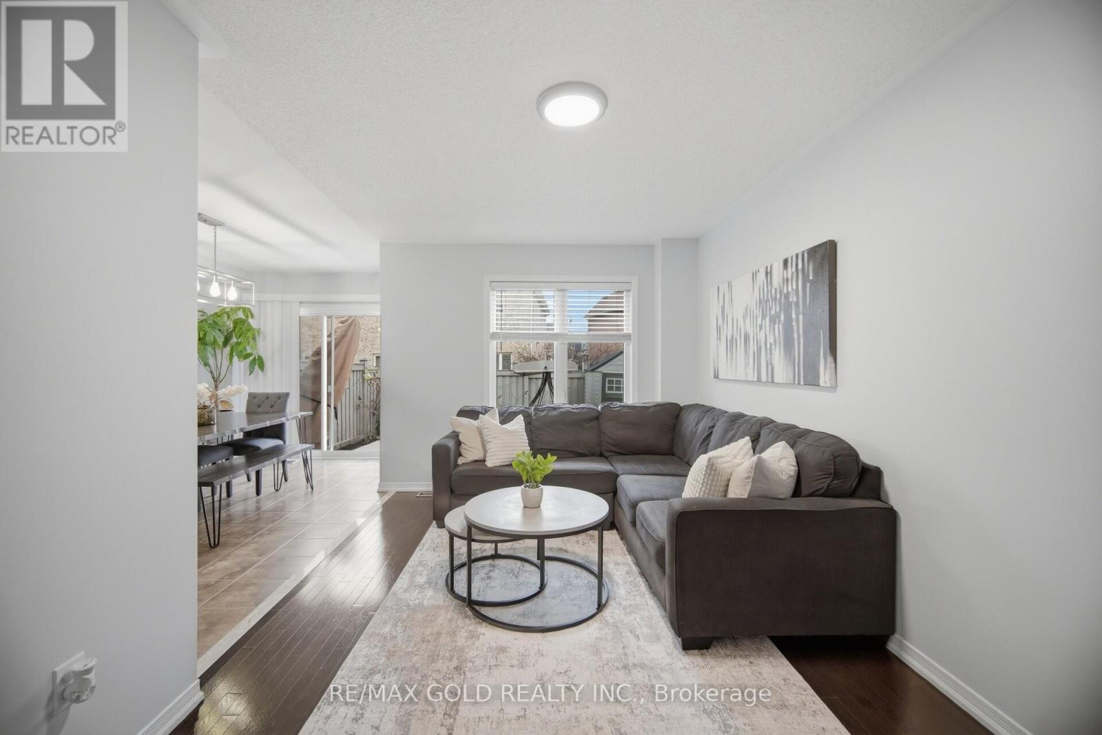 80 Pomell Trail, Brampton, Ontario  L6P 3L6 - Photo 4 - W13006784