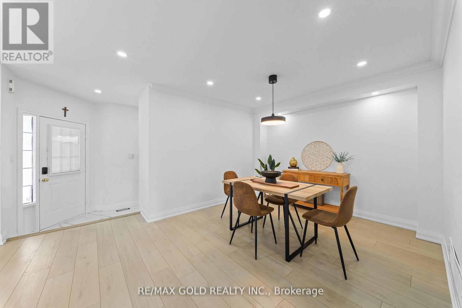 18 Russell Street, Halton Hills, Ontario  L7G 5Y7 - Photo 13 - W13006792