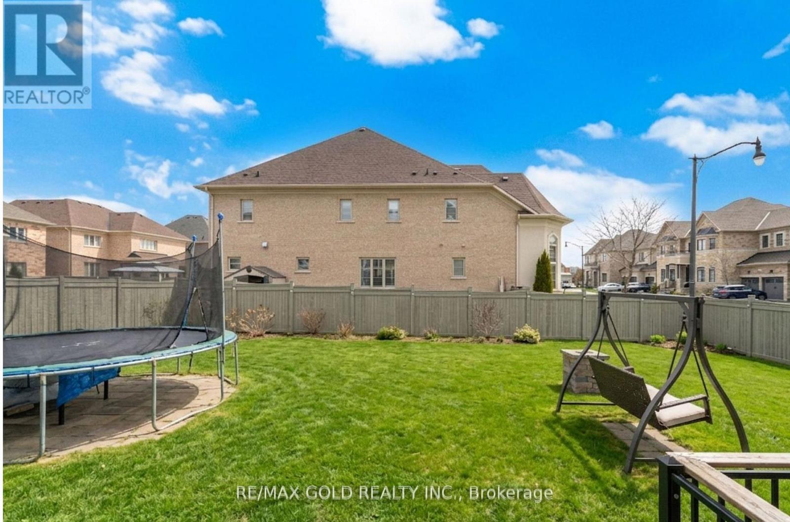 6 Hagerman Road, Brampton, Ontario  L6P 4C1 - Photo 50 - W13006848