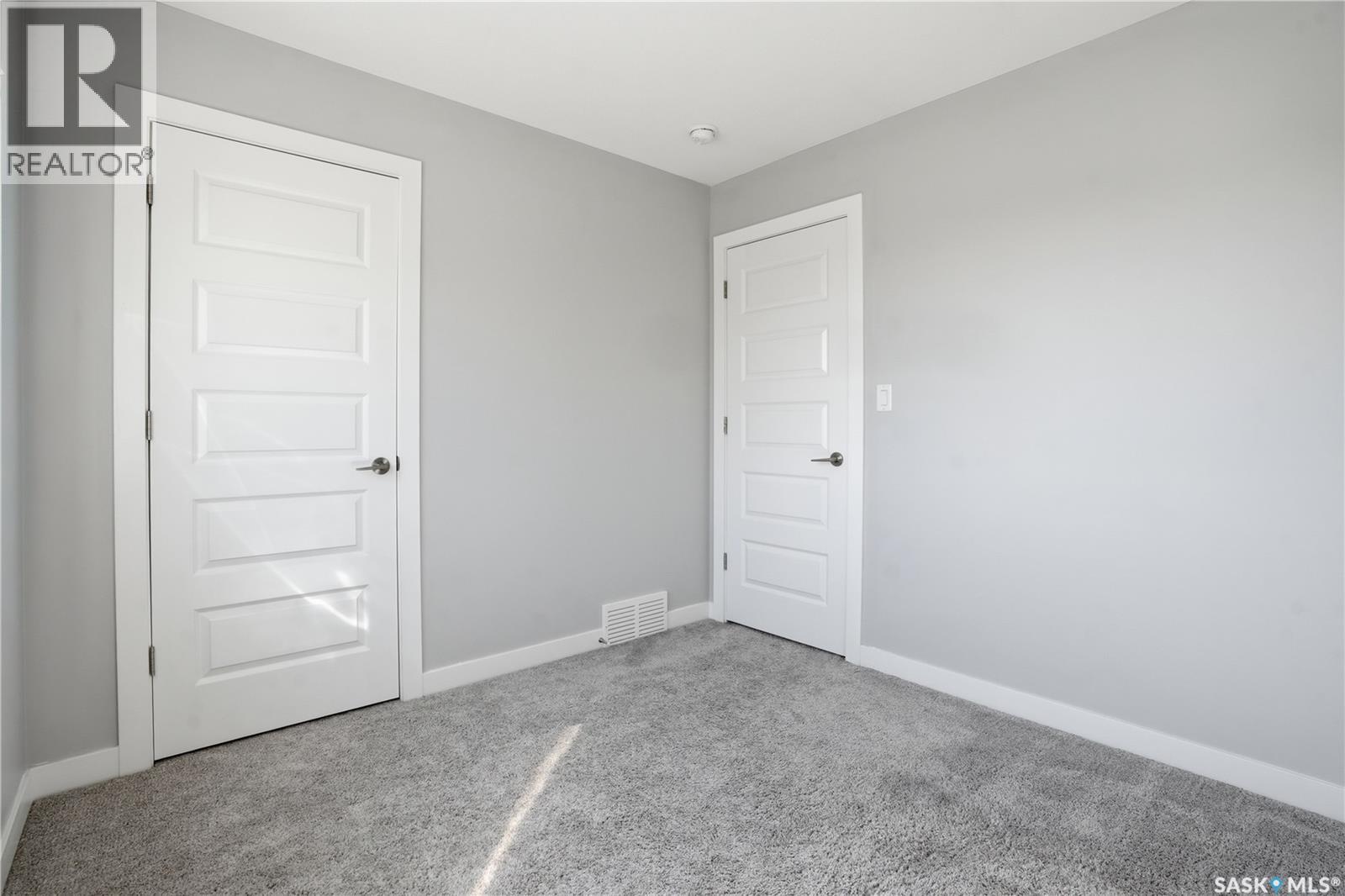 2168 Wascana Street, Regina, Saskatchewan  S4T 4J9 - Photo 35 - SK033045