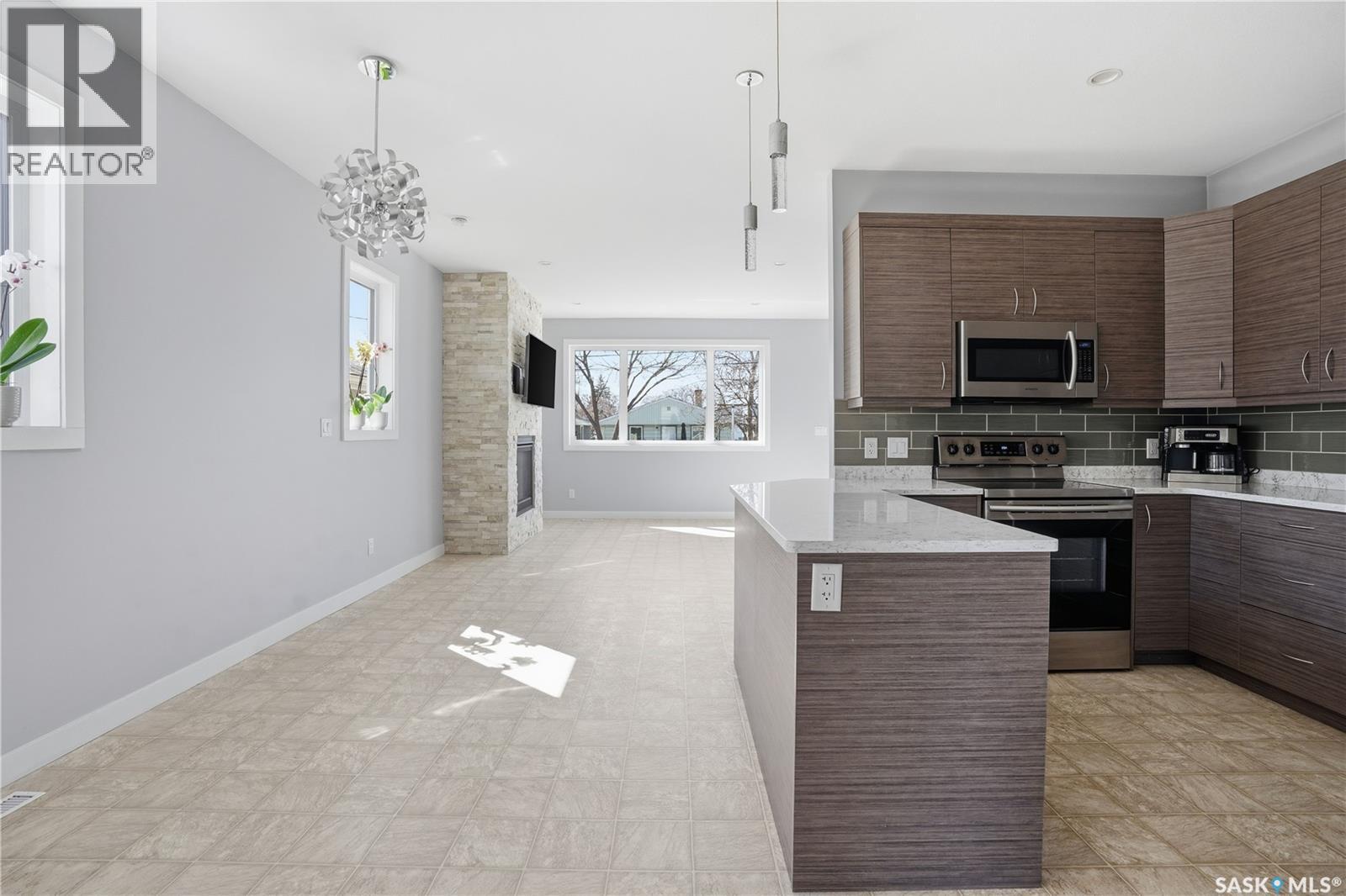 2168 Wascana Street, Regina, Saskatchewan  S4T 4J9 - Photo 7 - SK033045