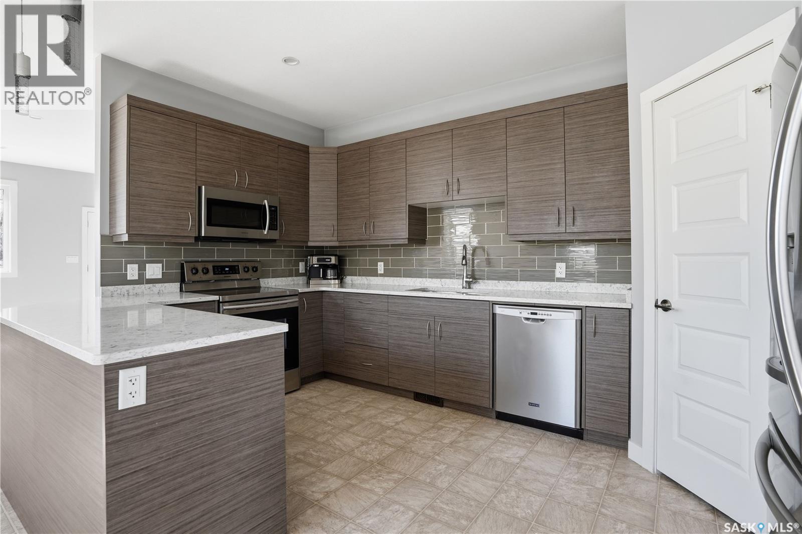 2168 Wascana Street, Regina, Saskatchewan  S4T 4J9 - Photo 9 - SK033045