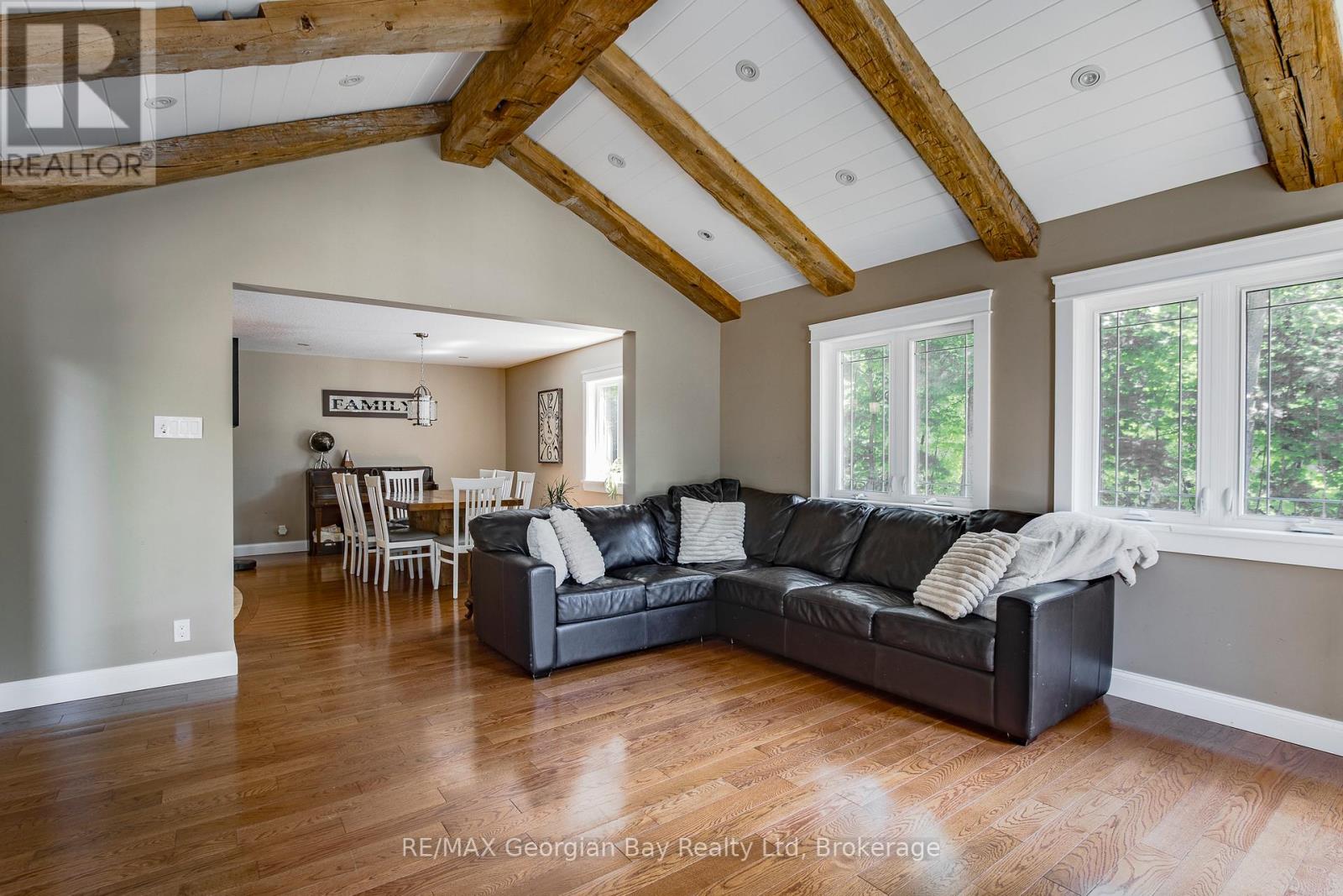 30 Brule Street, Penetanguishene, Ontario  L9M 1J1 - Photo 10 - S12485947