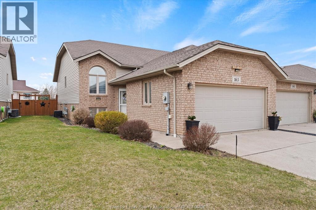 163 Antonio Court, Leamington, Ontario  N8H 5P5 - Photo 2 - 26008348