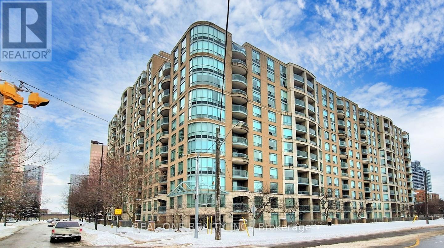 UPH06 - 8 PEMBERTON AVENUE, Toronto, Ontario