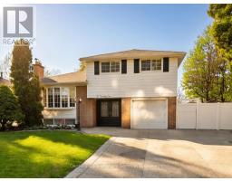 22 STAVELEY CRESCENT, Brampton, Ontario