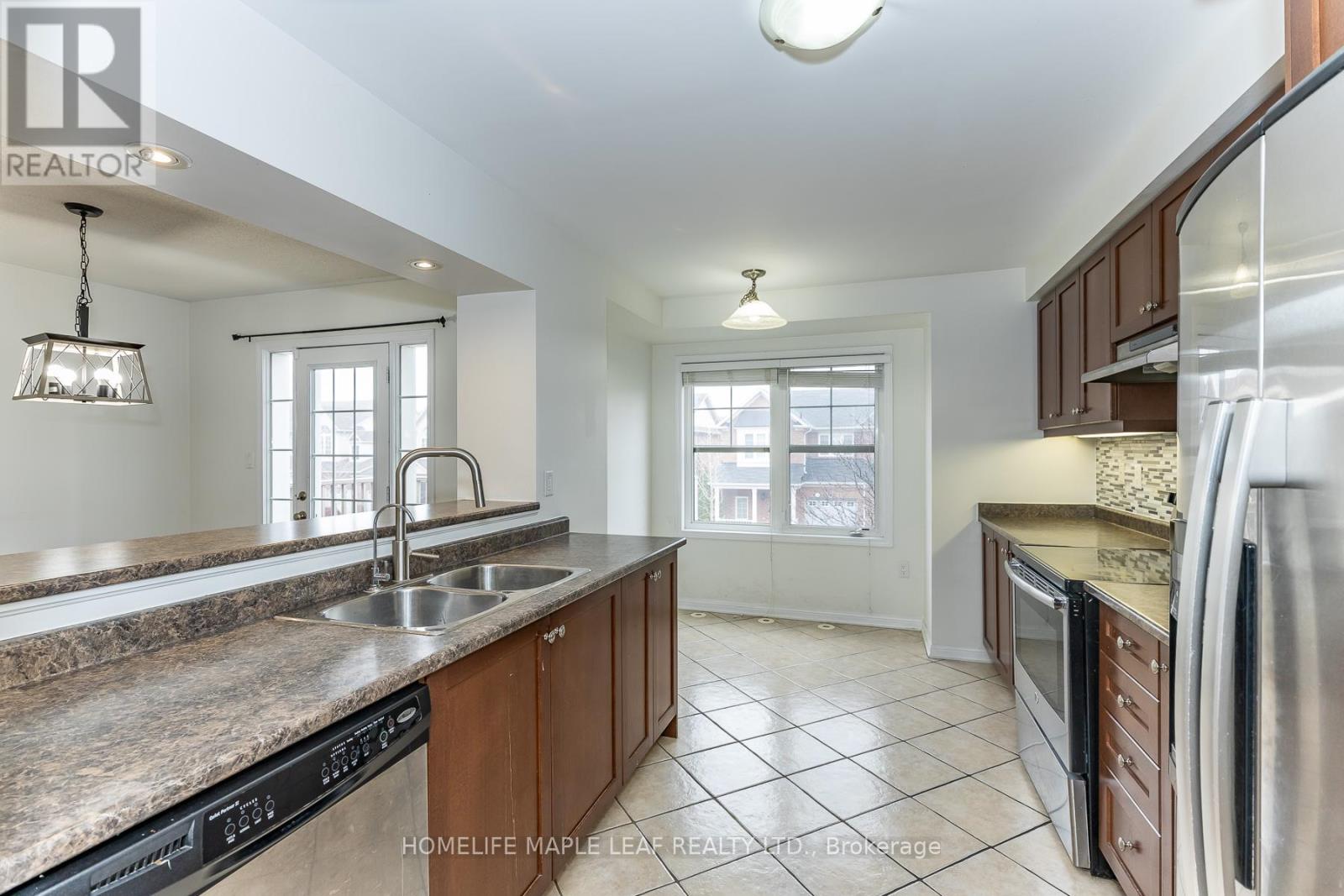 561 Speyer Circle, Milton, Ontario  L9T 0Y1 - Photo 19 - W12897802