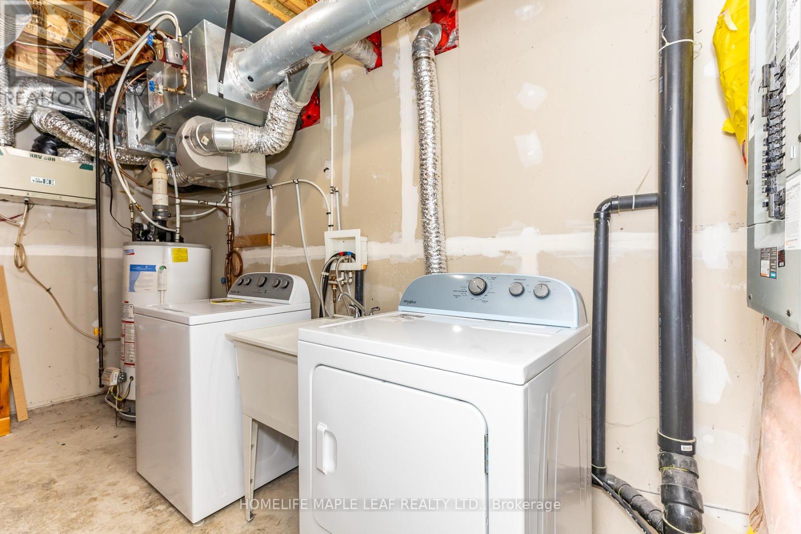 561 Speyer Circle, Milton, Ontario  L9T 0Y1 - Photo 8 - W12897802