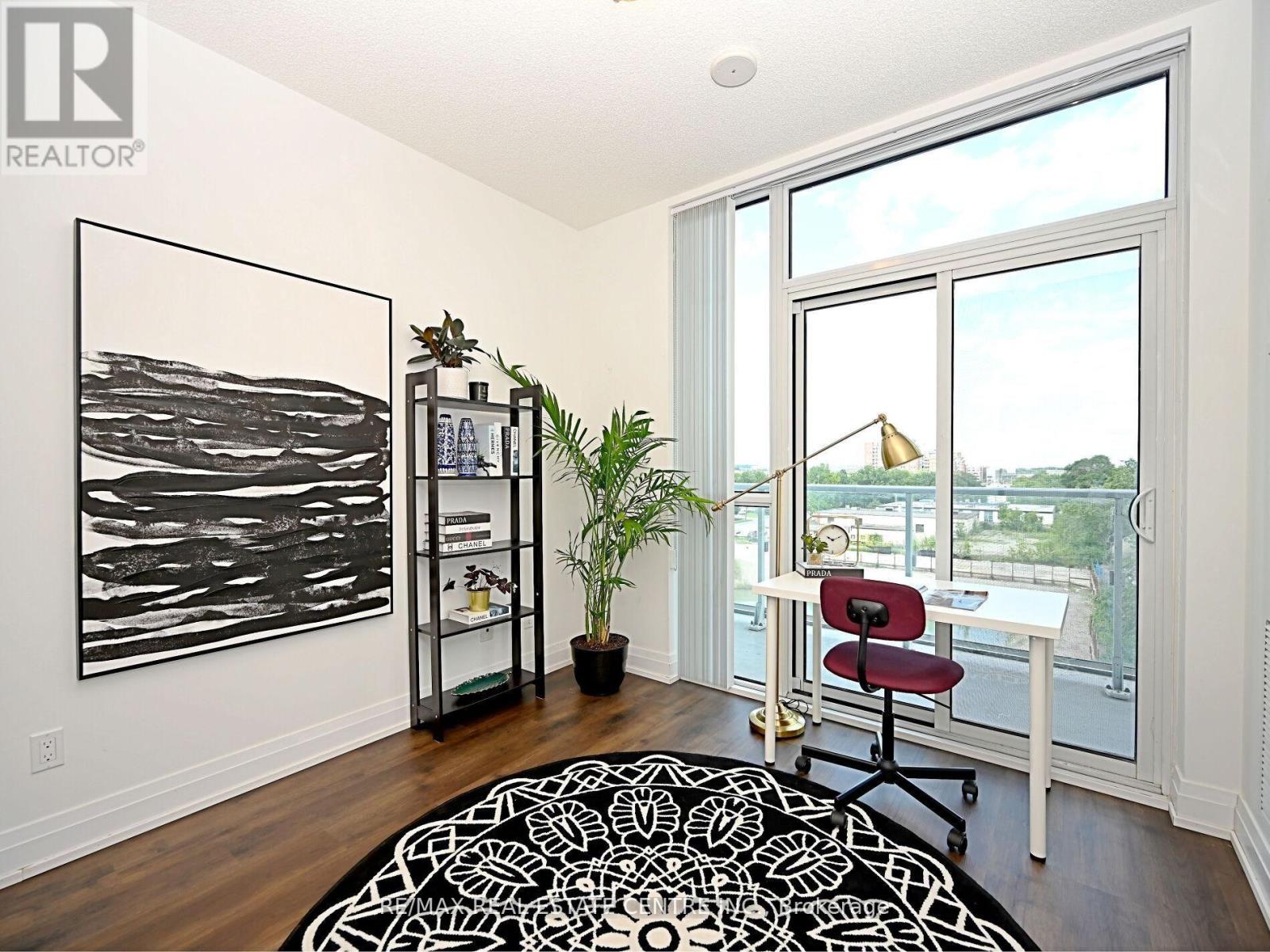 505 - 65 Speers Road, Oakville, Ontario  L6K 0J1 - Photo 28 - W12952350