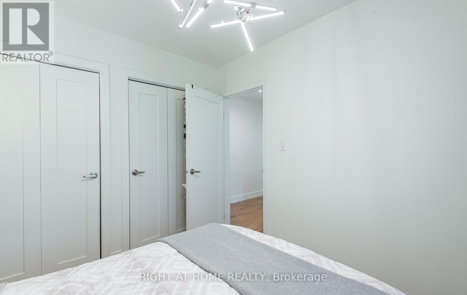 562 Weir Avenue, Oakville (Wo West), Ontario  L6L 4X4 - Photo 26 - W13006830