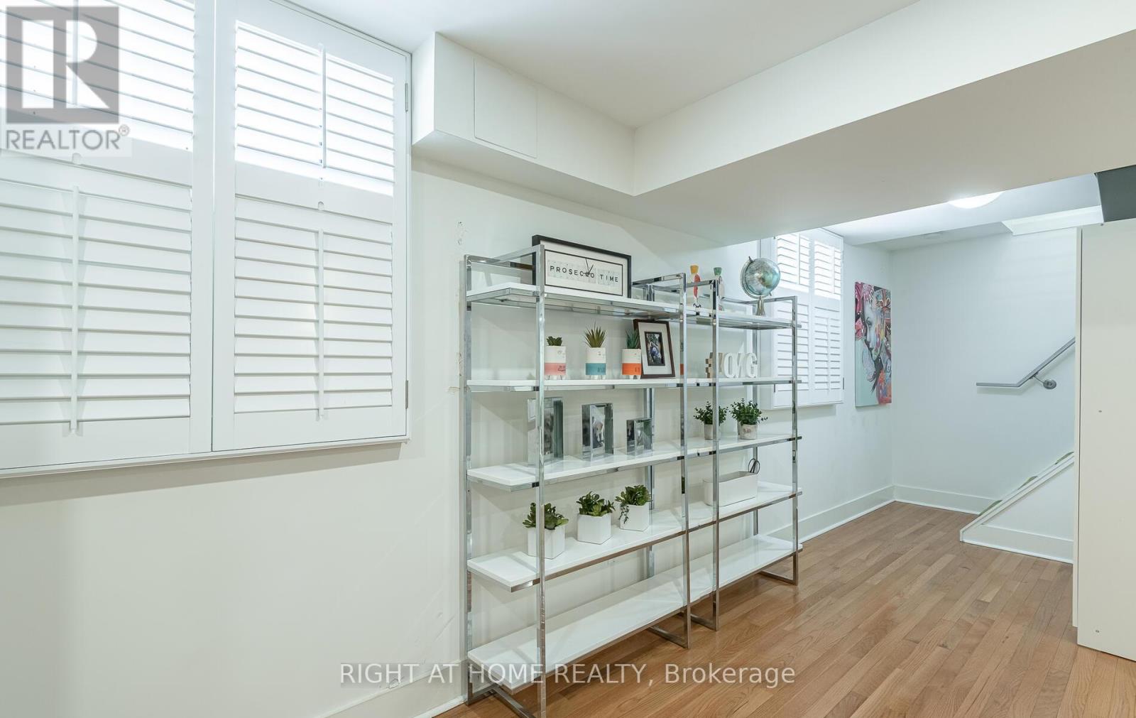 562 Weir Avenue, Oakville (Wo West), Ontario  L6L 4X4 - Photo 28 - W13006830