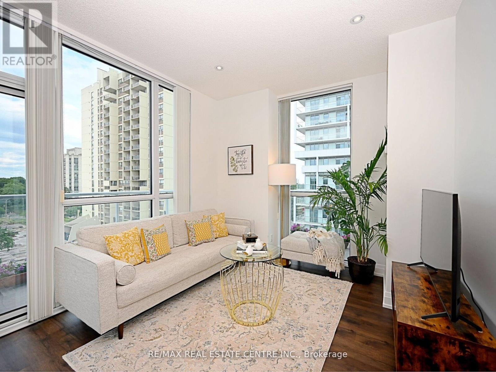 505 - 65 Speers Road, Oakville, Ontario  L6K 0J1 - Photo 8 - W12952350