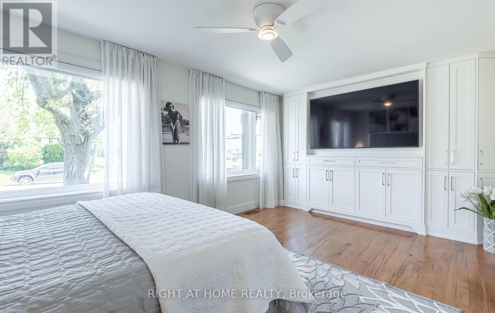 562 Weir Avenue, Oakville (Wo West), Ontario  L6L 4X4 - Photo 20 - W13006830