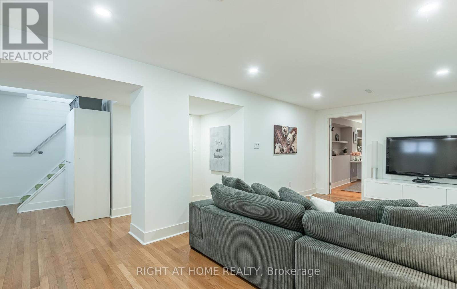 562 Weir Avenue, Oakville (Wo West), Ontario  L6L 4X4 - Photo 29 - W13006830