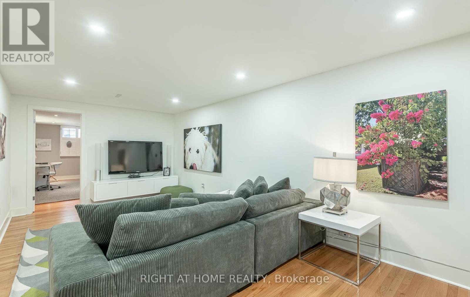 562 Weir Avenue, Oakville (Wo West), Ontario  L6L 4X4 - Photo 30 - W13006830