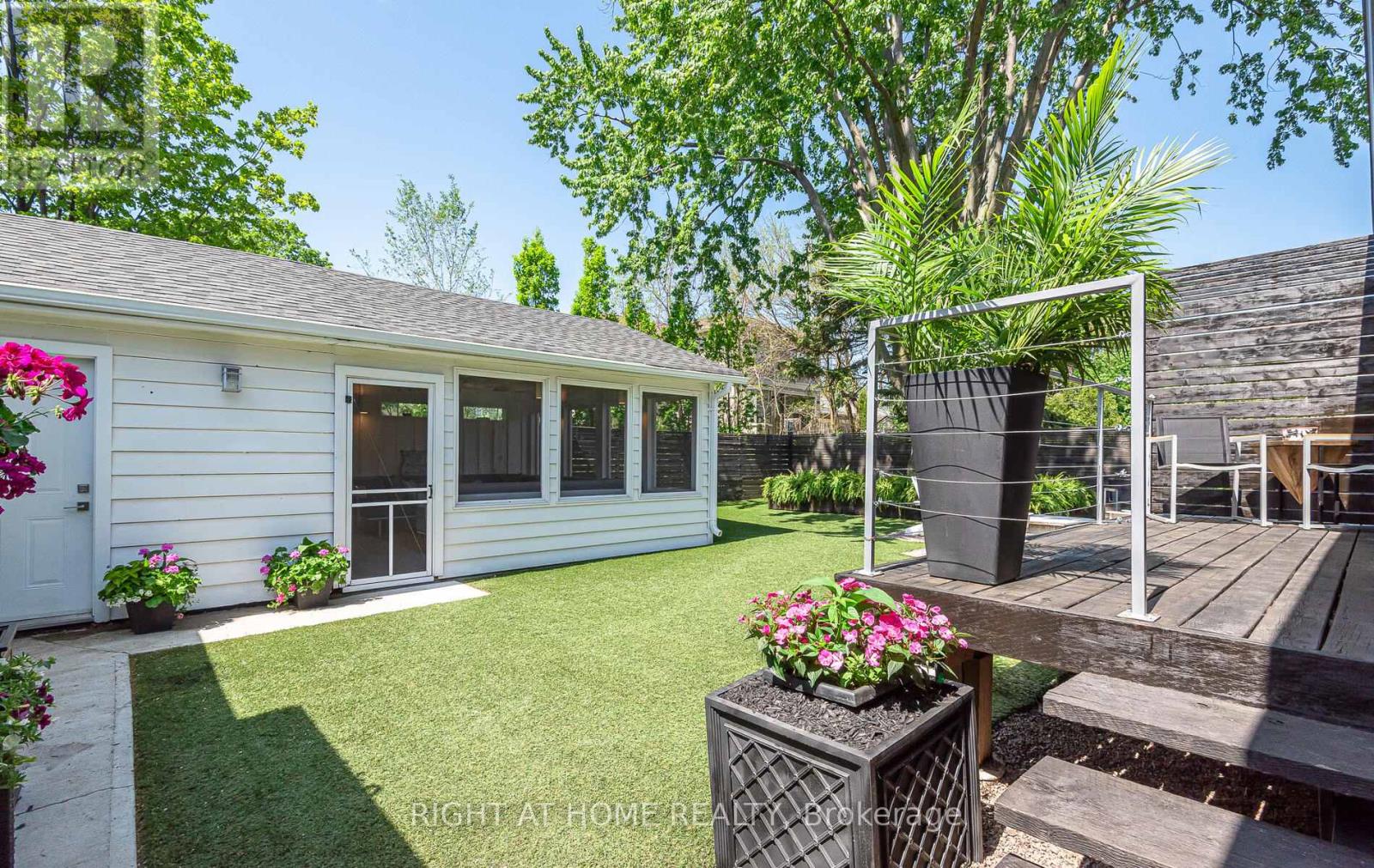 562 Weir Avenue, Oakville (Wo West), Ontario  L6L 4X4 - Photo 41 - W13006830