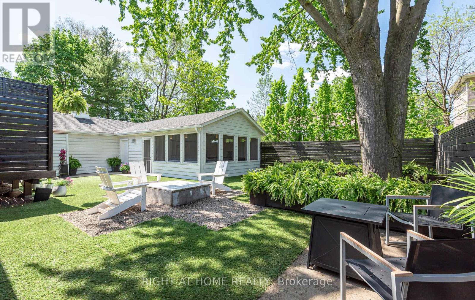 562 Weir Avenue, Oakville (Wo West), Ontario  L6L 4X4 - Photo 42 - W13006830