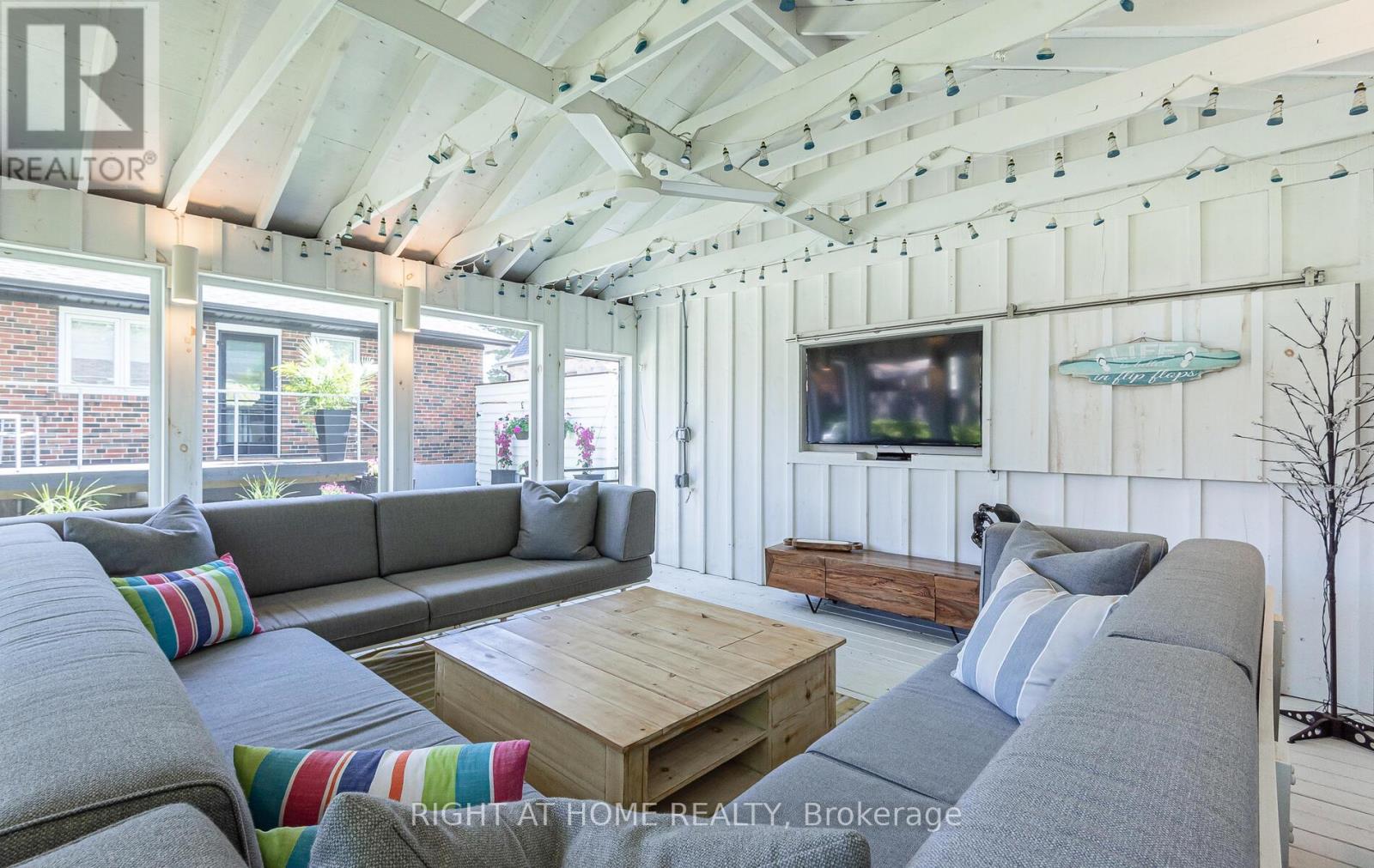 562 Weir Avenue, Oakville (Wo West), Ontario  L6L 4X4 - Photo 44 - W13006830