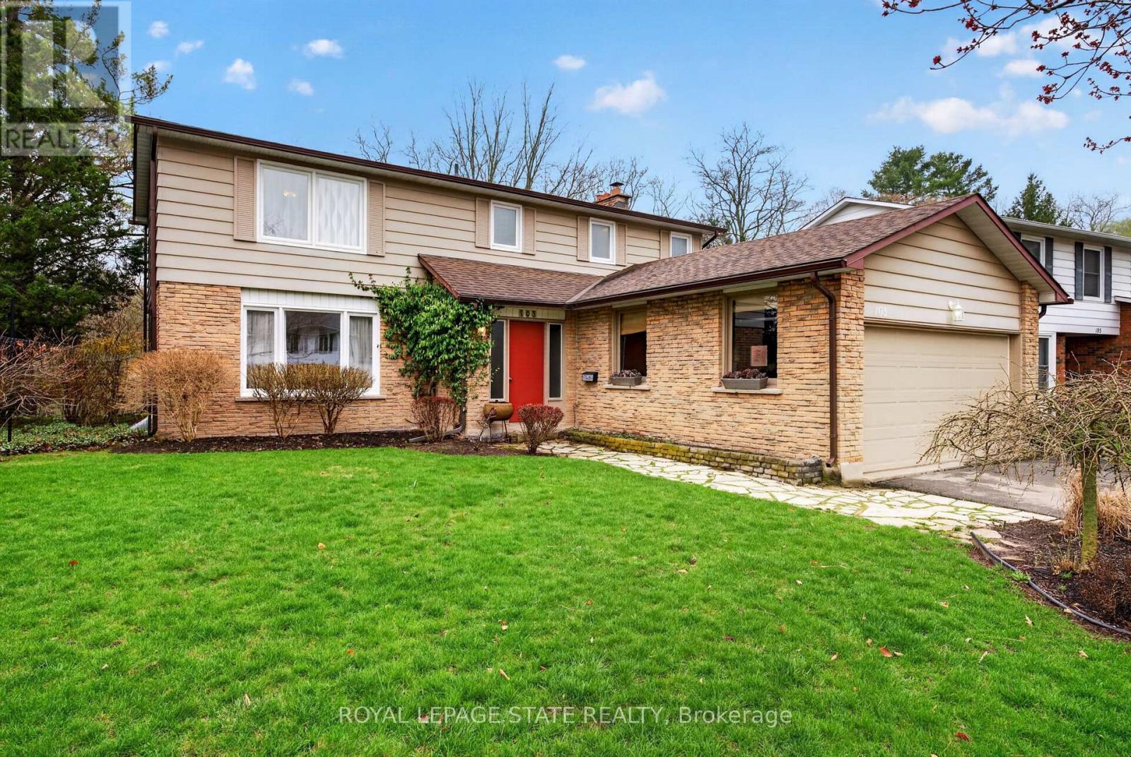 103 TURNBULL ROAD, Hamilton, Ontario