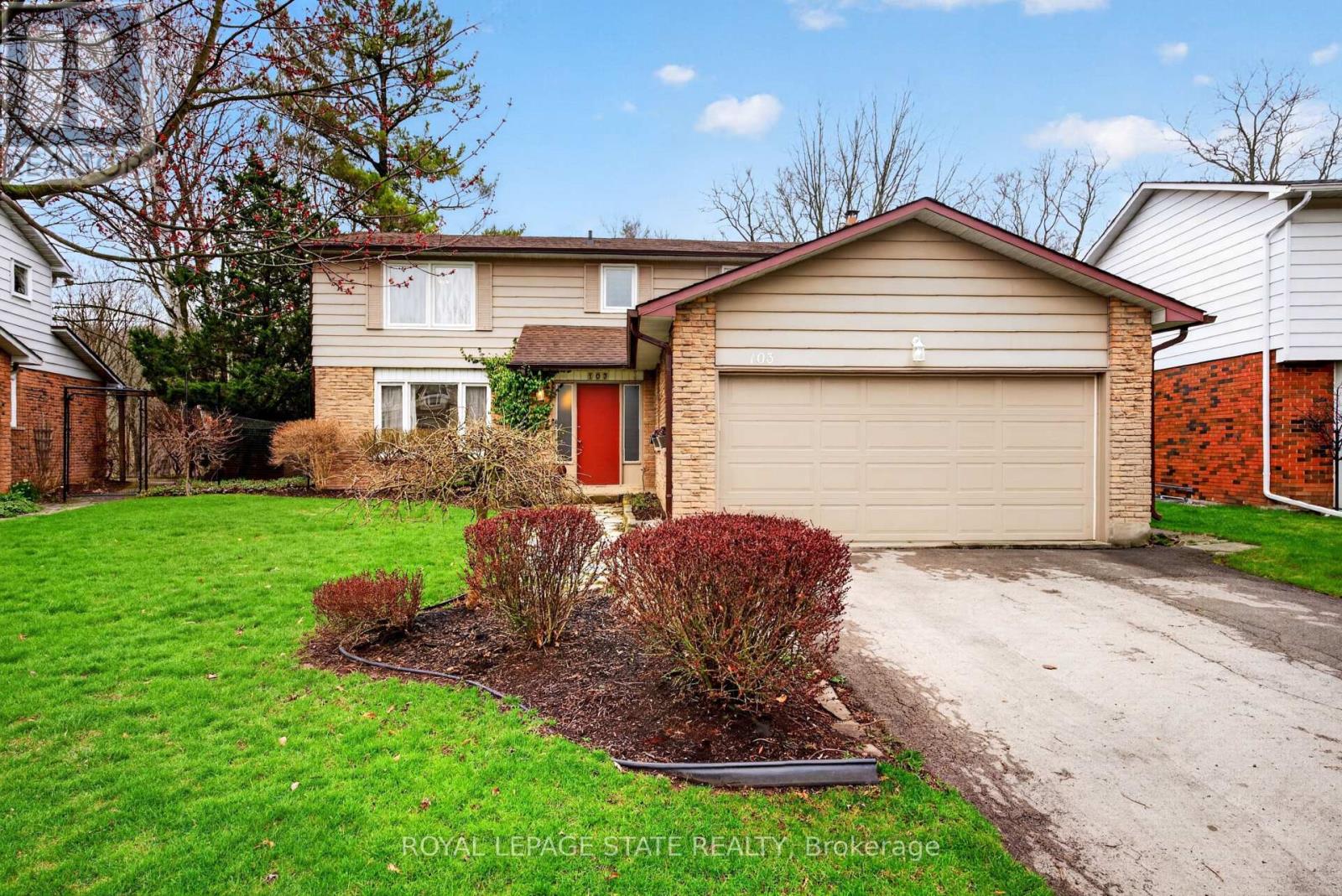 103 Turnbull Road, Hamilton, Ontario  L9H 5R9 - Photo 2 - X13006774