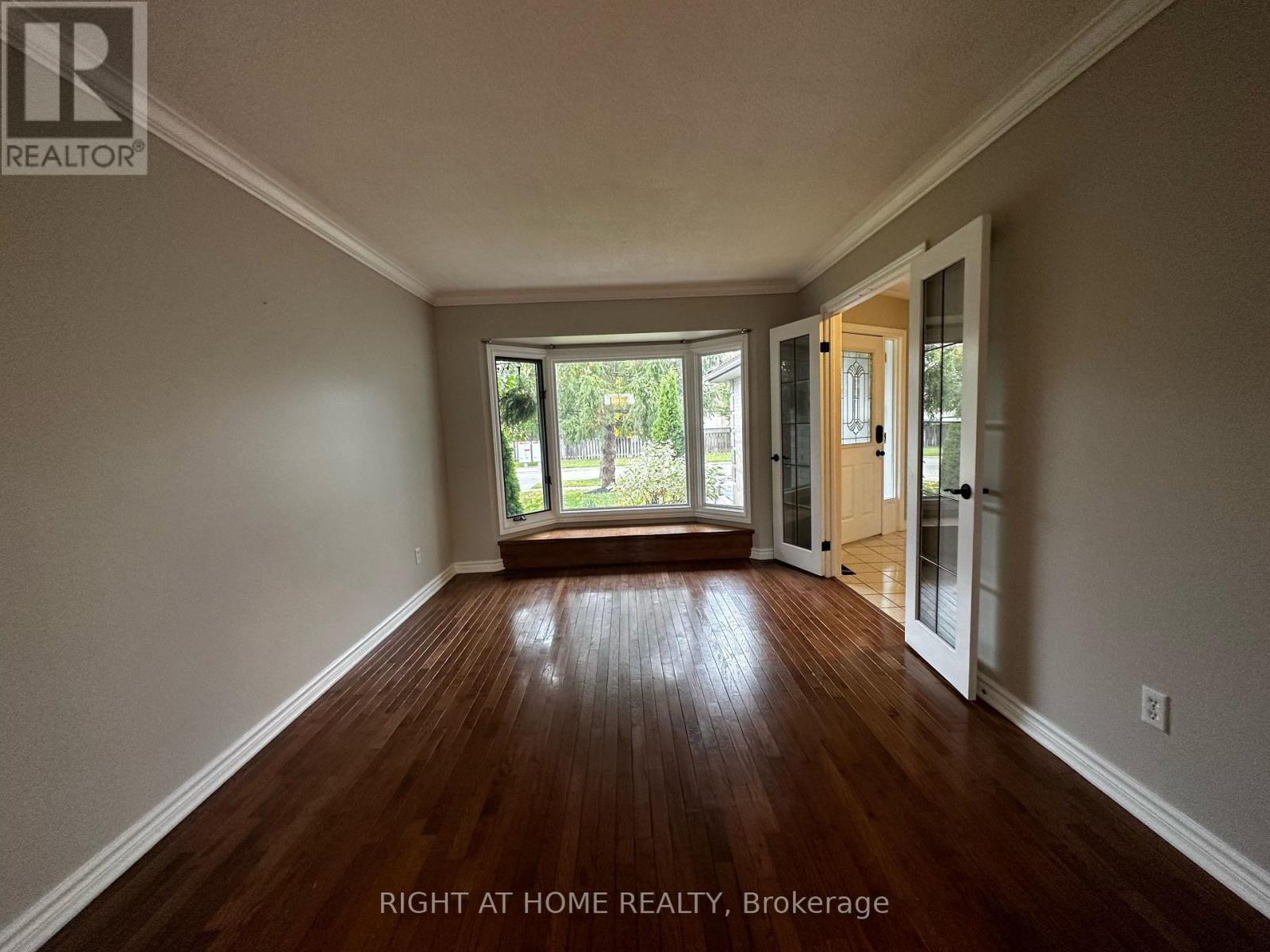 74 Barrydale Crescent, London North, Ontario  N6G 2X4 - Photo 3 - X13006832