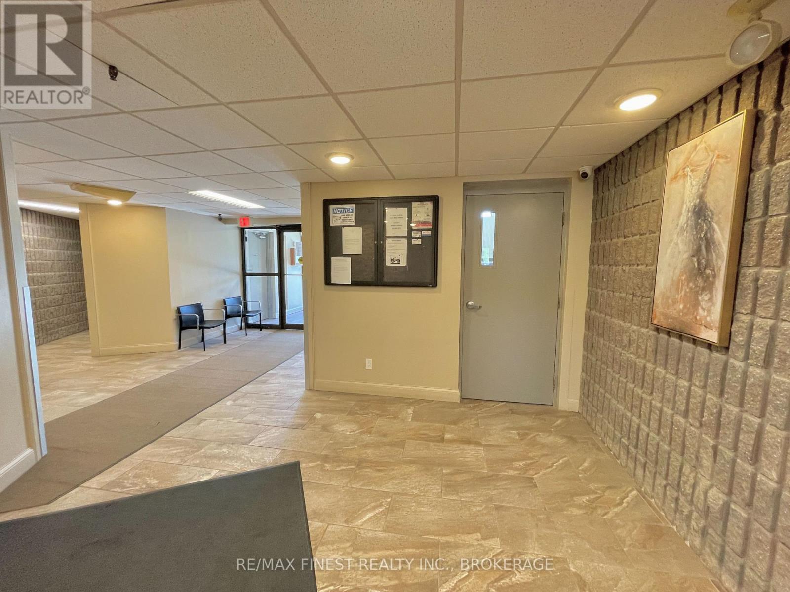 602 - 17 Eldon Hall Place, Kingston, Ontario  K7M 7H5 - Photo 6 - X12700548