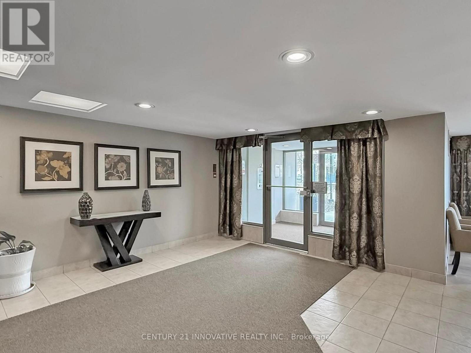 1702 - 3131 Bridletowne Circle, Toronto, Ontario  M1W 2S9 - Photo 3 - E12987428