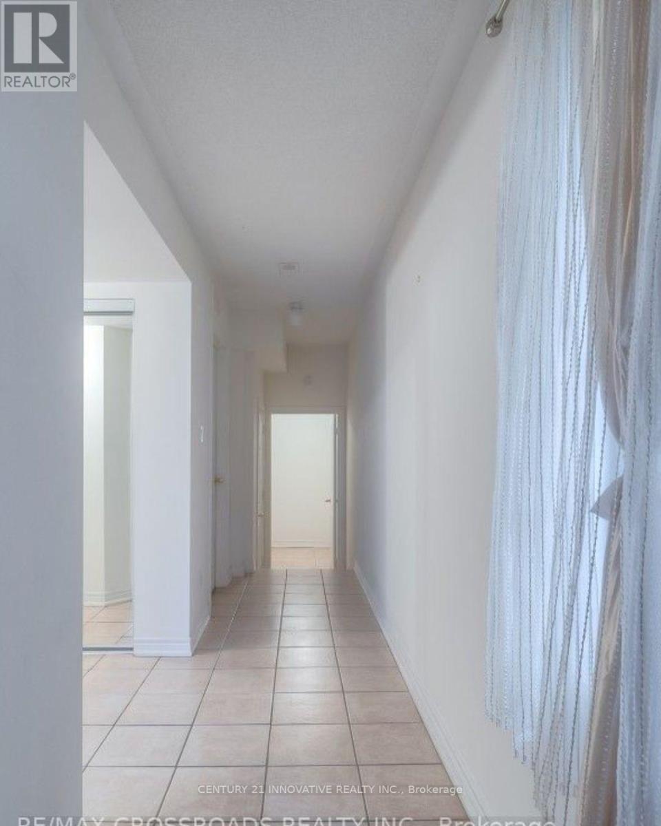 4269a Lawrence Avenue E, Toronto, Ontario  M1E 2S8 - Photo 3 - E13006728