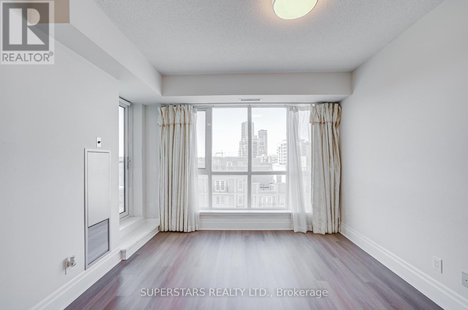 502c - 39 Upper Duke Crescent, Markham, Ontario  L6G 0B8 - Photo 11 - N13006808