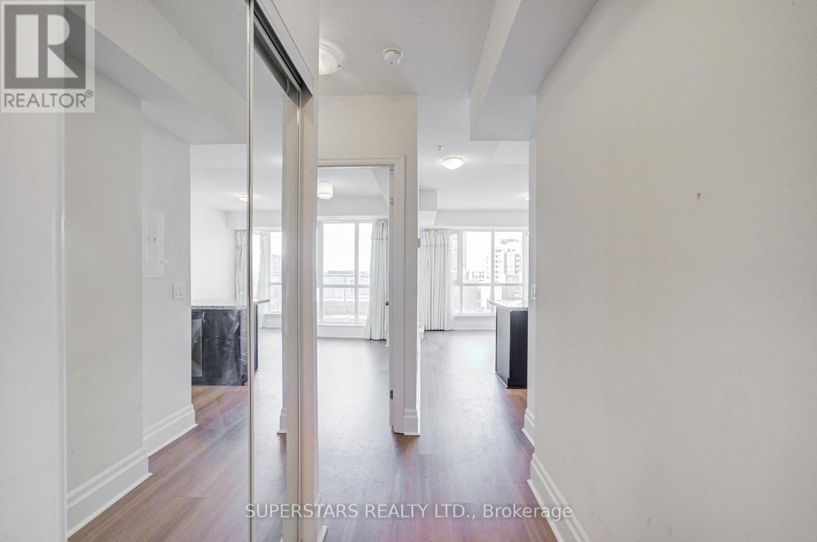 502c - 39 Upper Duke Crescent, Markham, Ontario  L6G 0B8 - Photo 4 - N13006808