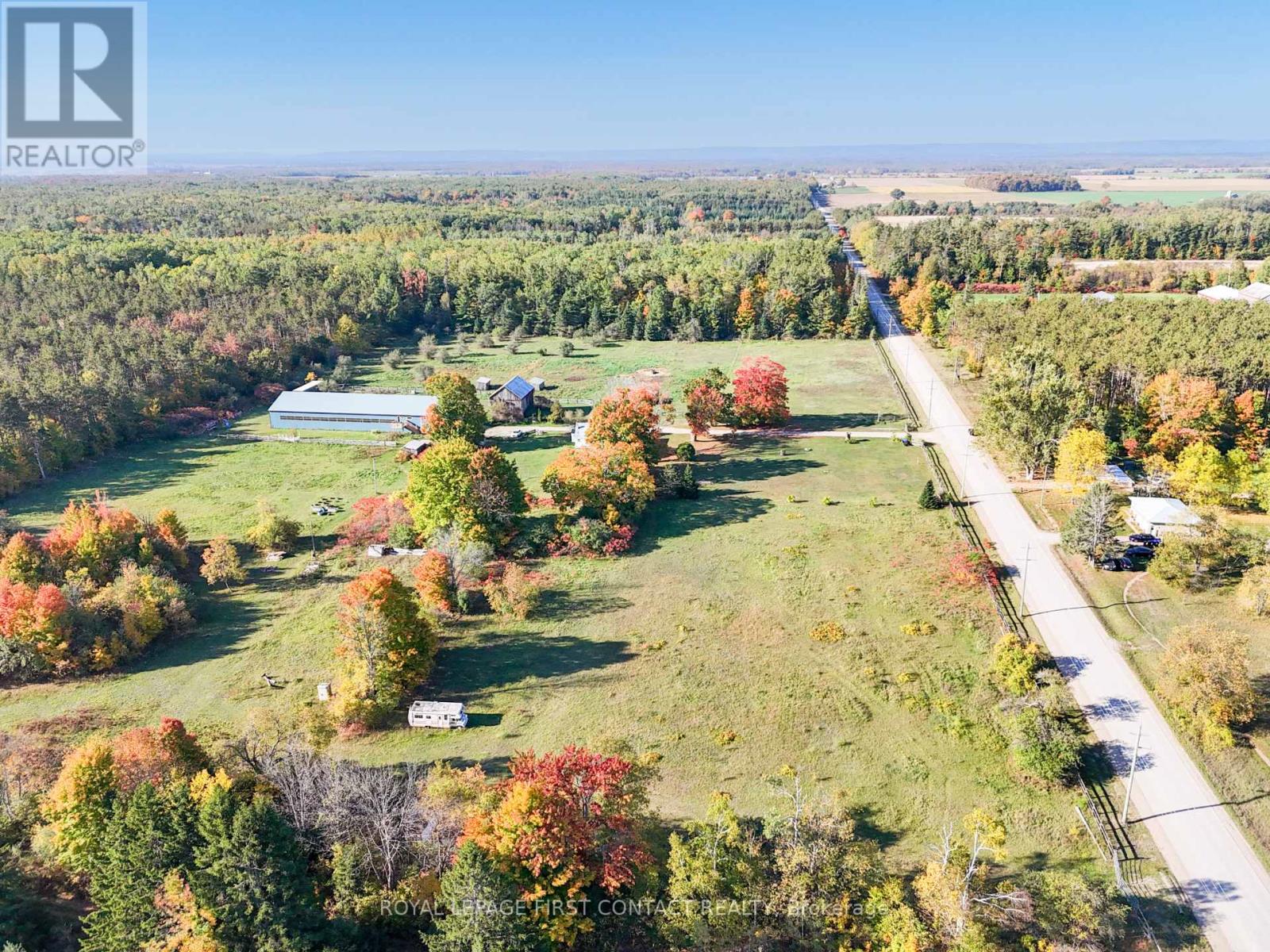 2041 Flos 4 Road W, Springwater, Ontario  L0L 2K0 - Photo 41 - S12444432