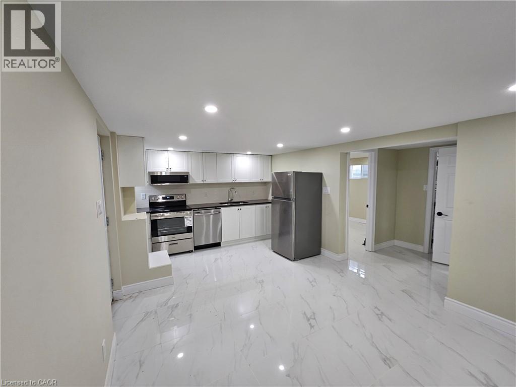 102 Calmcrest Drive Unit# 3, Kitchener, Ontario N2E 1V3 - Photo 3 - 40821477