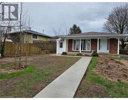 102 CALMCREST Drive Unit# 3, Kitchener, Ontario