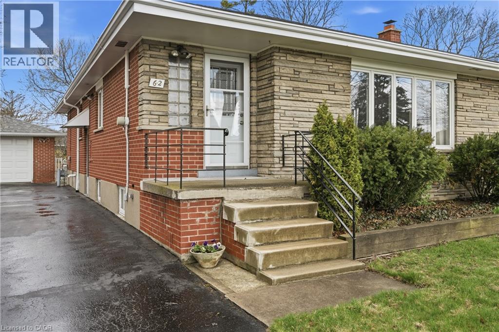 62 Grenadier Drive, Hamilton, Ontario  L8T 4E3 - Photo 2 - 40821473