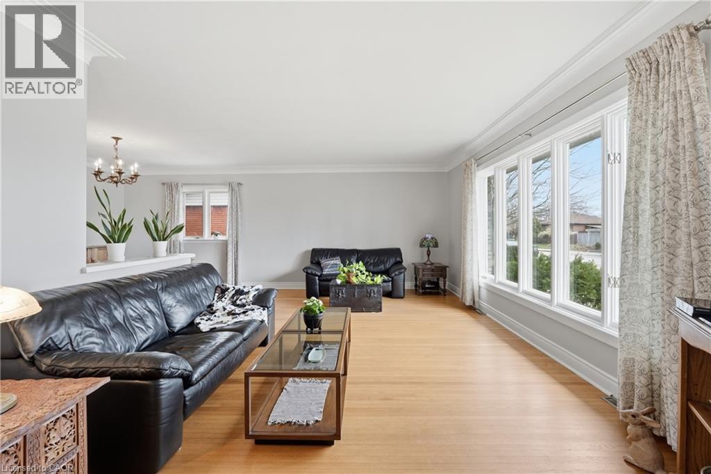 62 Grenadier Drive, Hamilton, Ontario  L8T 4E3 - Photo 4 - 40821473