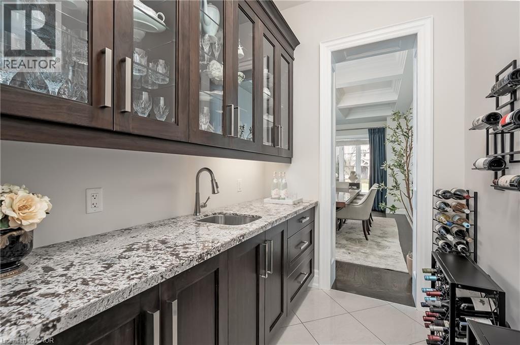 594 Maplehurst Avenue, Oakville, Ontario  L6L 4Z1 - Photo 12 - 40821414