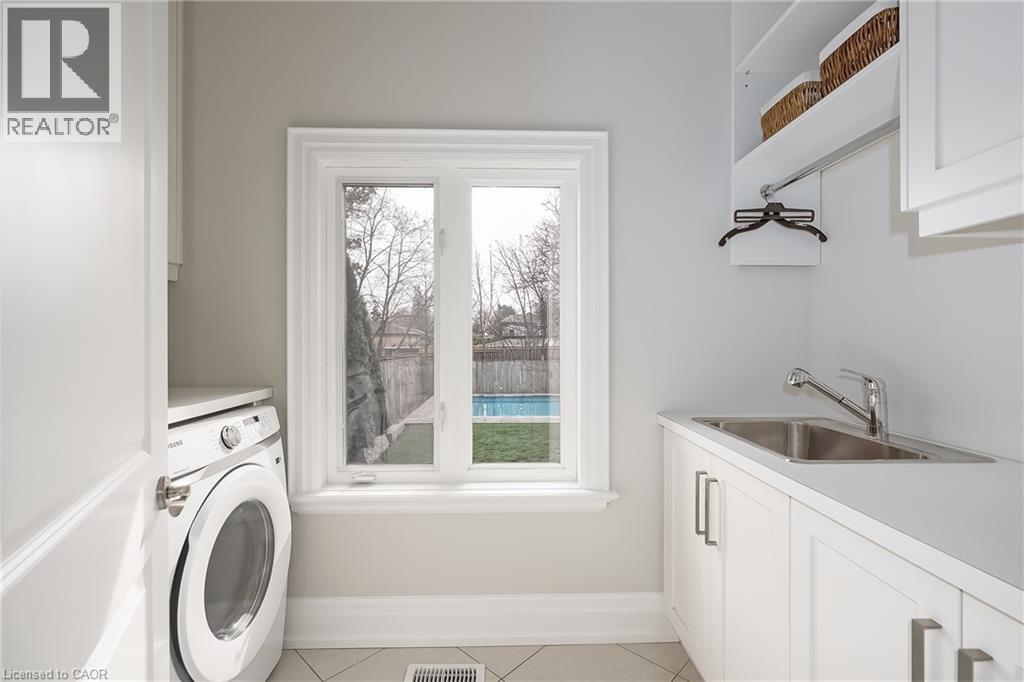 594 Maplehurst Avenue, Oakville, Ontario  L6L 4Z1 - Photo 25 - 40821414