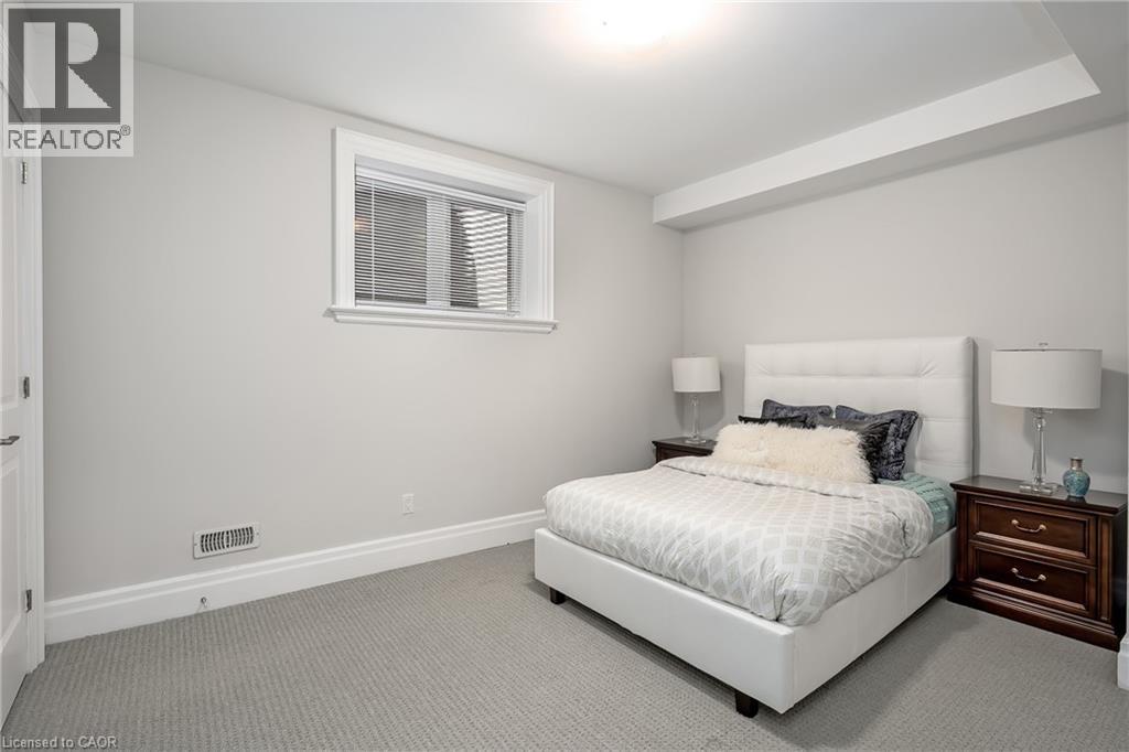 594 Maplehurst Avenue, Oakville, Ontario  L6L 4Z1 - Photo 43 - 40821414