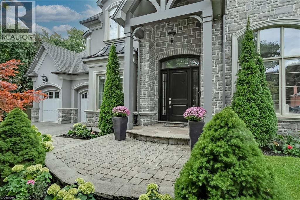 594 Maplehurst Avenue, Oakville, Ontario  L6L 4Z1 - Photo 5 - 40821414